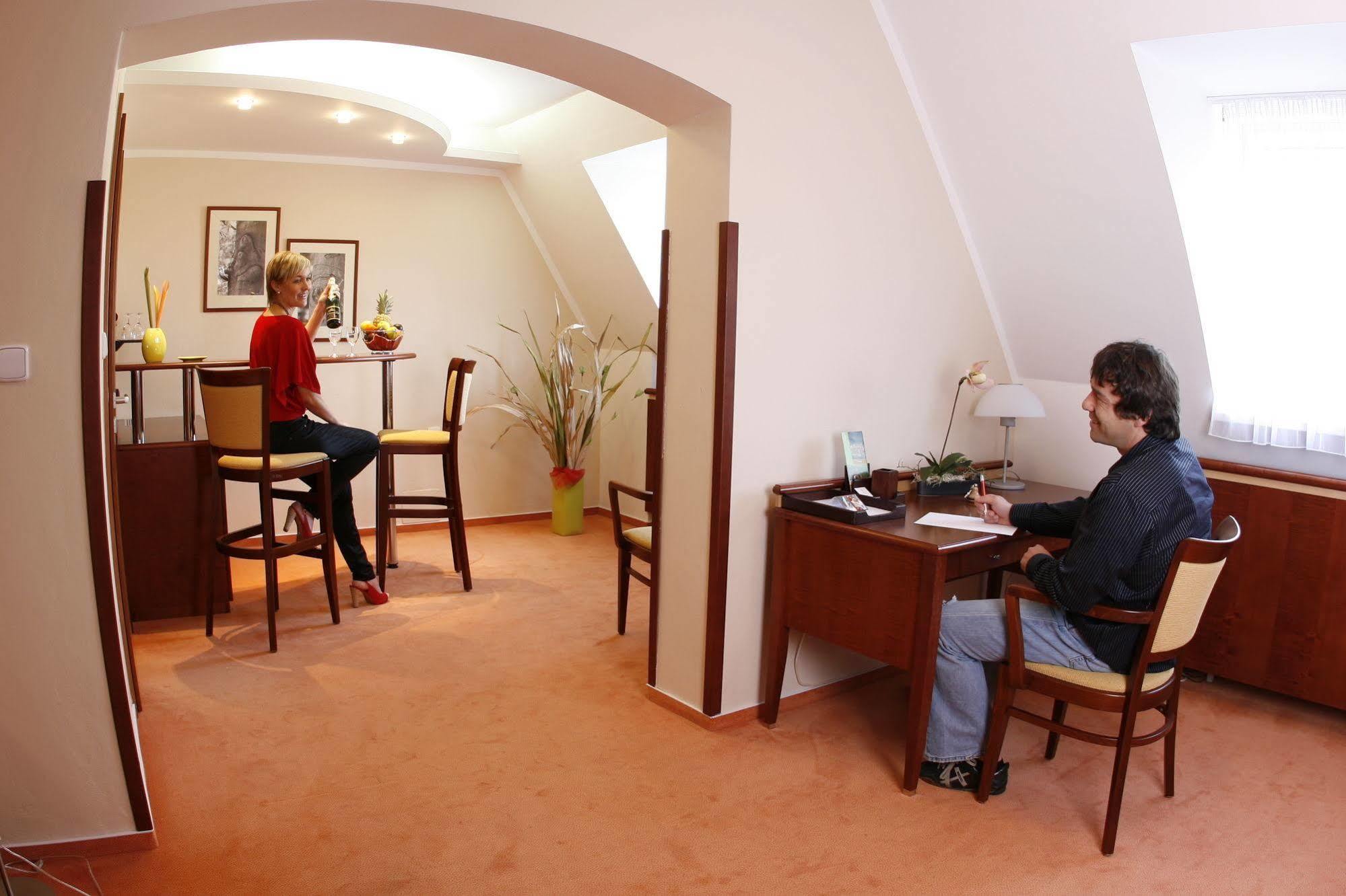 Wellness Hotel Diana Velké Losiny المظهر الخارجي الصورة